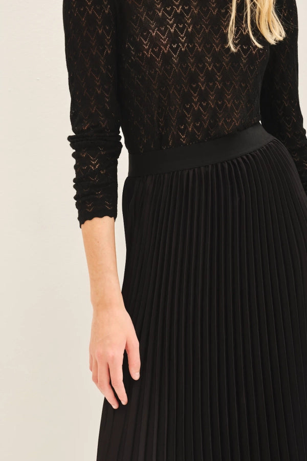 falda pleats