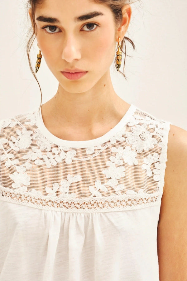 musculosa lucky lace